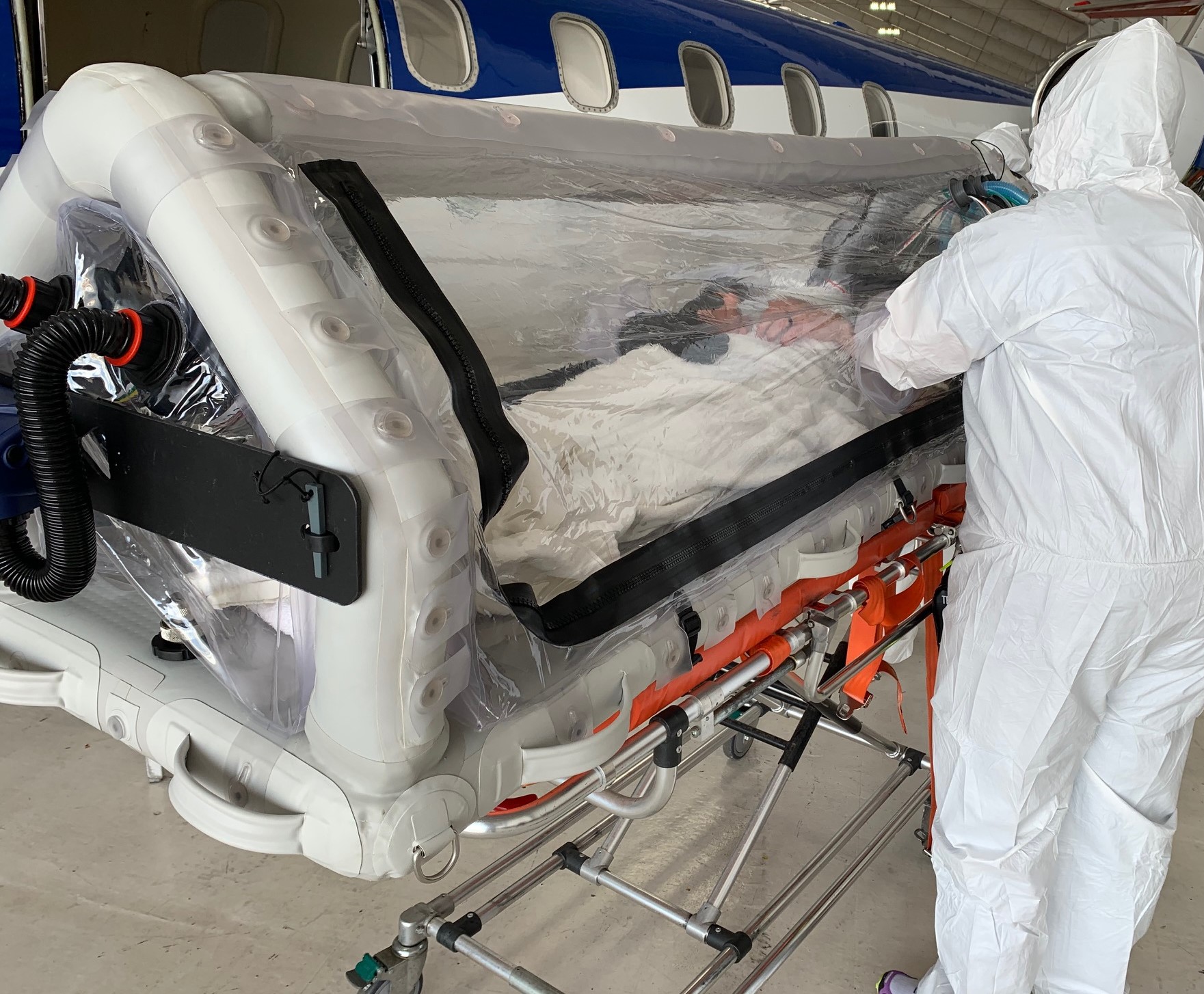 Portable Isolation Unit for Infectious Disease Transport